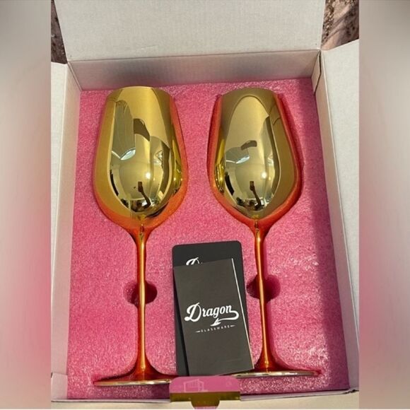 BARBIE DREAMHOUSE GOLD WINE GLASSES - Picture 8 of 11